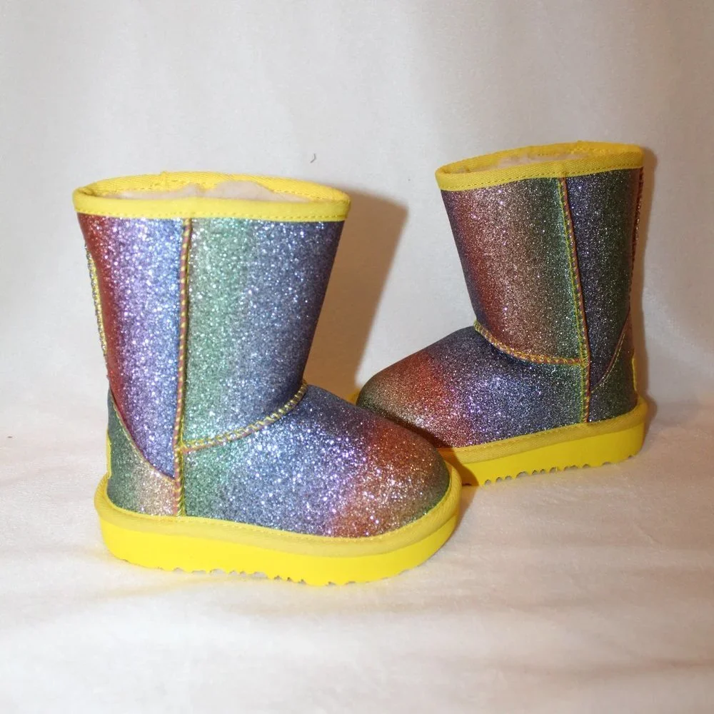 NIB UGG GIRL'S TODDLER CLASSIC SHORT RAINBOW SPARKLE‎ METALLIC WINTER BOOTS